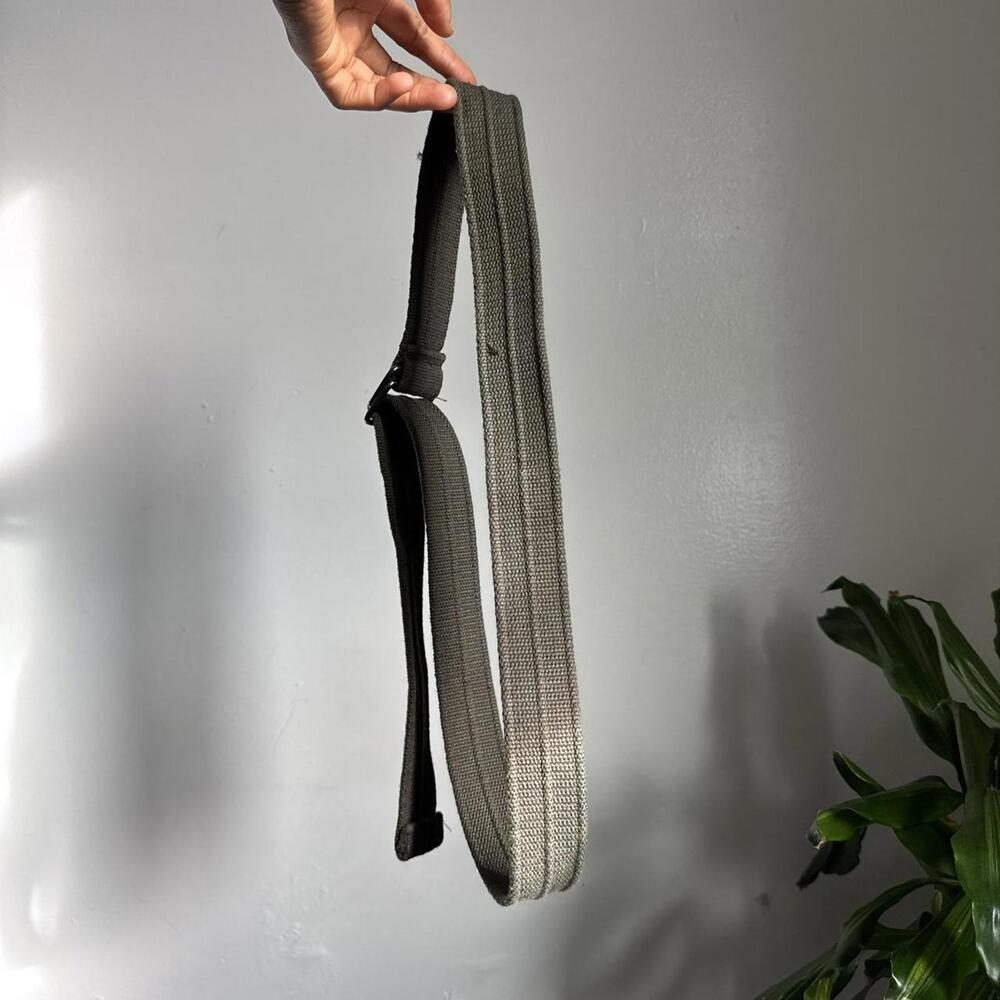 Vintage green canvas web belt Military workwear - Picture 3 of 3
